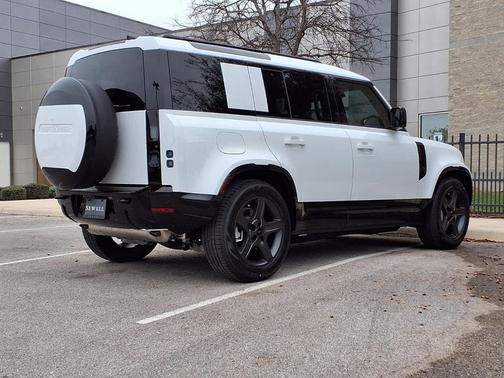 2026 Land Rover Defender P400 X-Dynamic SE