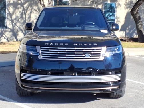 2023 Land Rover Range Rover SV
