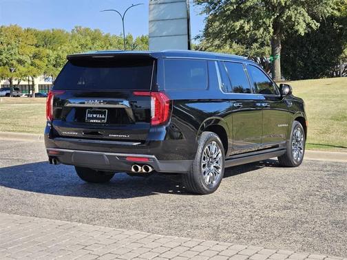 2023 GMC Yukon XL Denali Ultimate