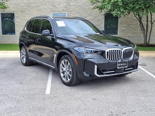 Black Sapphire Metallic 2025 BMW X5 PHEV xDrive50e