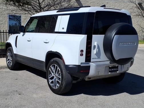 2024 Land Rover Defender 110 P300