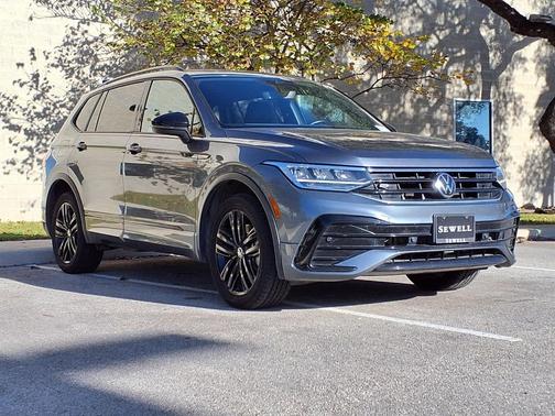 2022 Volkswagen Tiguan 2.0T SE R-Line Black