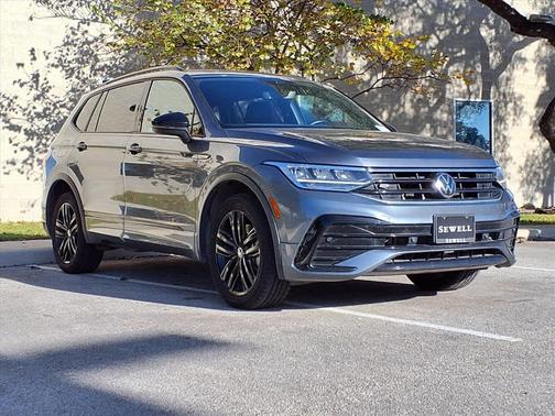 2022 Volkswagen Tiguan 2.0T SE R-Line Black
