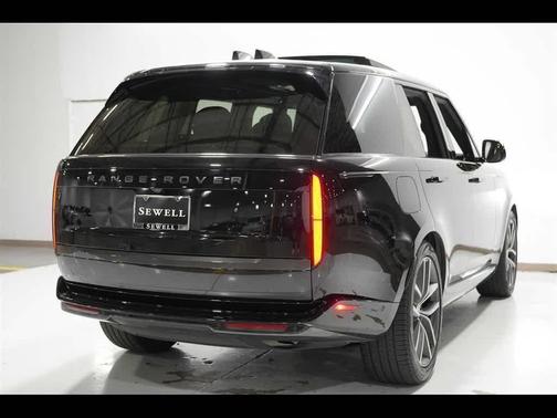 2024 Land Rover Range Rover P400 SE