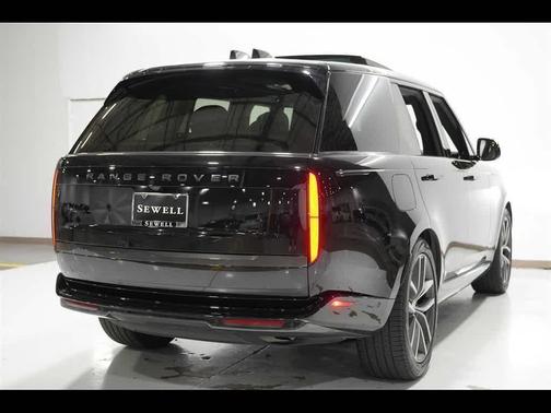 2024 Land Rover Range Rover P400 SE