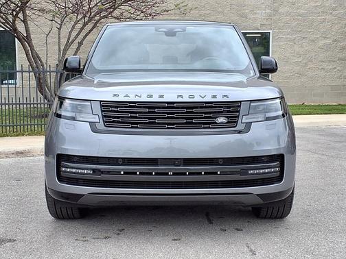 EIGER GREY 2026 Land Rover Range Rover P400 SE