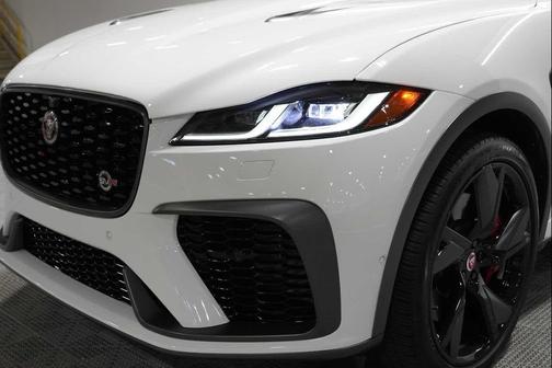 WHT 2022 Jaguar F-PACE SVR P550 AWD Automatic