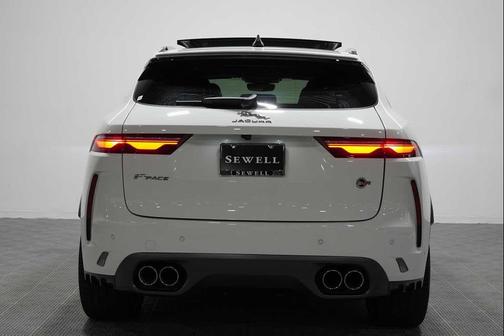 WHT 2022 Jaguar F-PACE SVR P550 AWD Automatic