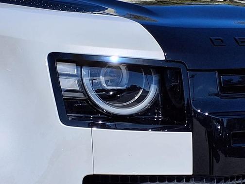 2026 Land Rover Defender P400 X