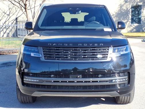 2026 Land Rover Range Rover P400 SE