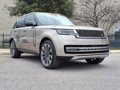 2026 Land Rover Range Rover P530 SE