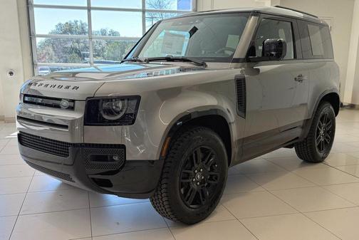 2025 Land Rover Defender 90 P400 X-Dynamic SE