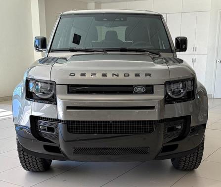 2025 Land Rover Defender 90 P400 X-Dynamic SE