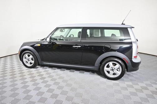 2010 MINI Cooper Clubman Base