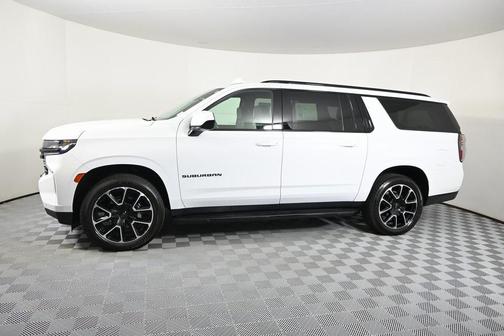 2023 Chevrolet Suburban RST