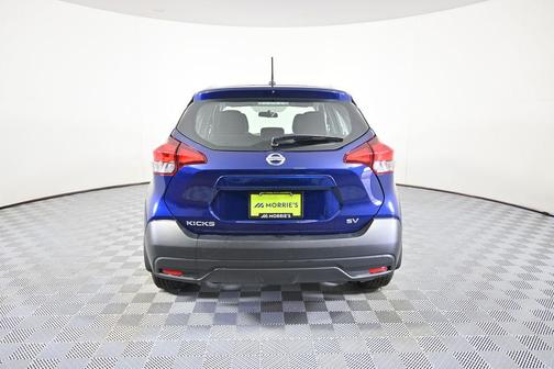 Deep Blue Pearl 2018 Nissan Kicks SV