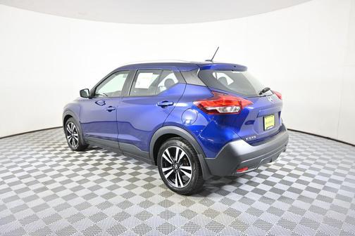 Deep Blue Pearl 2018 Nissan Kicks SV