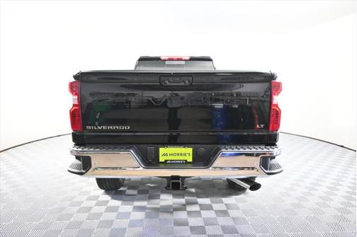 2025 Chevrolet Silverado 3500 LT