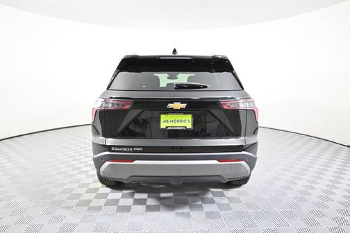 Mosaic Black Metallic 2025 Chevrolet Equinox 1LT