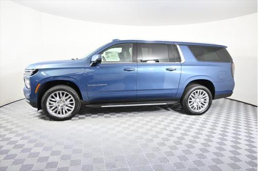 2025 Chevrolet Suburban LT