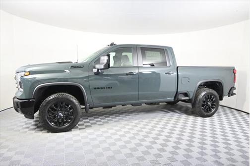 2025 Chevrolet Silverado 3500 LT
