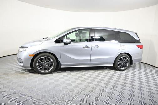 Lunar Silver Metallic 2023 Honda Odyssey Elite