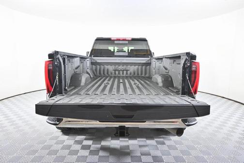 2025 GMC Sierra 3500 SLE