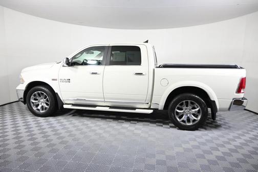 2017 RAM 1500 Limited Crew Cab 4x4 5'7' Box