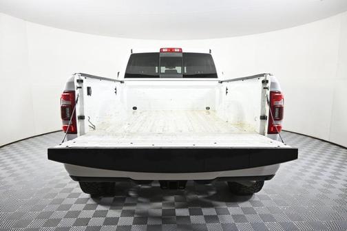 2023 RAM 2500 Laramie Crew Cab 4x4 6'4' Box