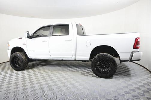 2023 RAM 2500 Laramie Crew Cab 4x4 6'4' Box