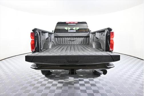2025 Chevrolet Silverado 3500 High Country