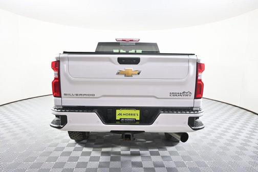 2022 Chevrolet Silverado 2500 High Country