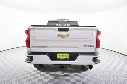 2022 Chevrolet Silverado 2500 High Country