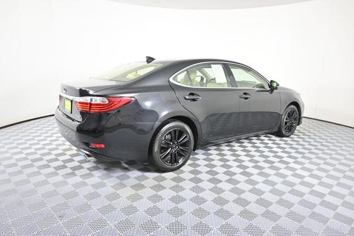 Obsidian 2015 Lexus ES 350 Base