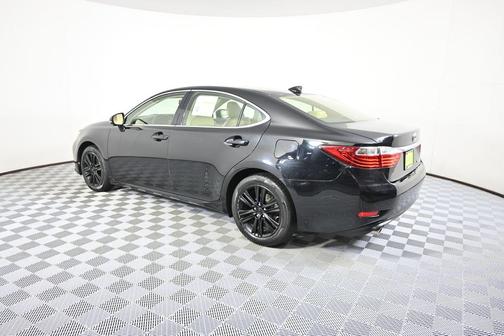 Obsidian 2015 Lexus ES 350 Base