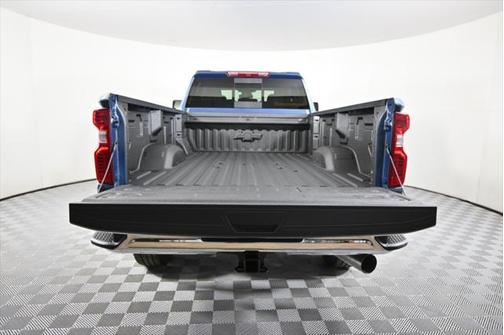2025 Chevrolet Silverado 3500 LT