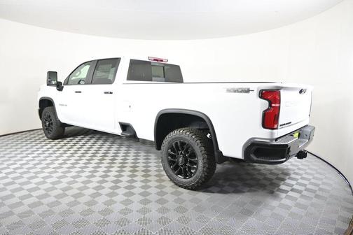 Summit White 2026 Chevrolet Silverado 3500 LT