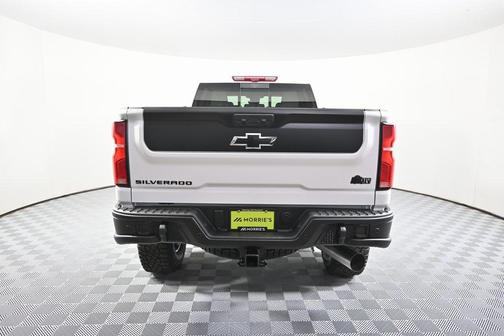 2026 Chevrolet Silverado 2500 Crew Cab, Standard Bed, XR2, 4WD