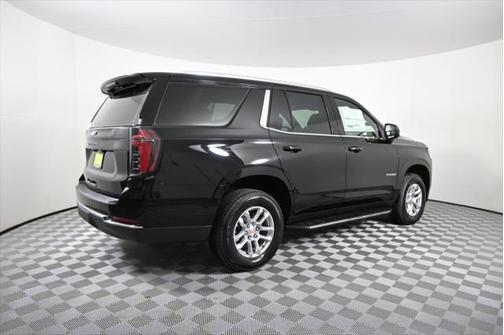 2025 Chevrolet Tahoe LS