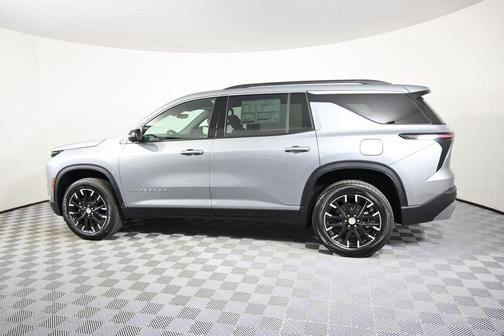 Sterling Gray Metallic 2026 Chevrolet Traverse LT