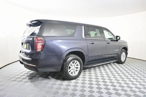 2022 Chevrolet Suburban LT