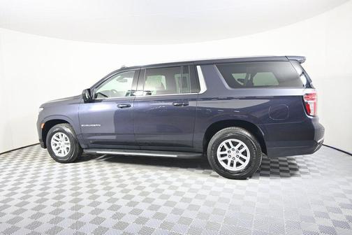 2022 Chevrolet Suburban LT