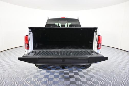 Oxford White 2019 Ford F-150 Lariat
