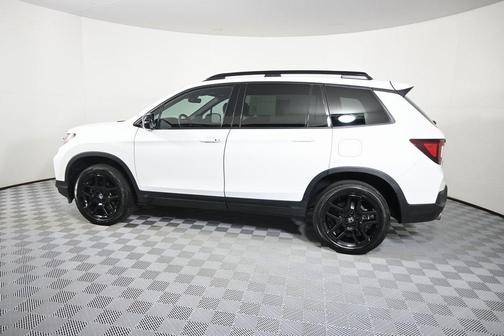 2024 Honda Passport AWD Black
