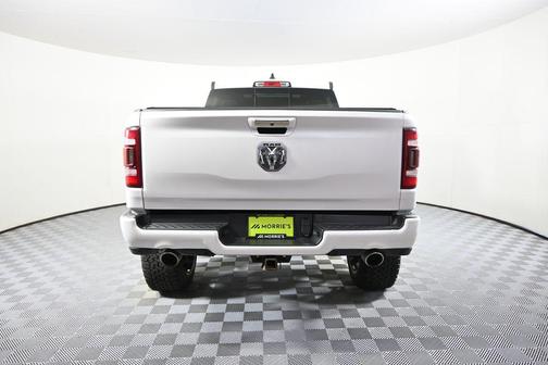 Ivory White Tri-Coat Pearlcoat 2019 RAM 1500 Limited