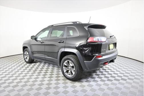 2020 Jeep Cherokee Trailhawk