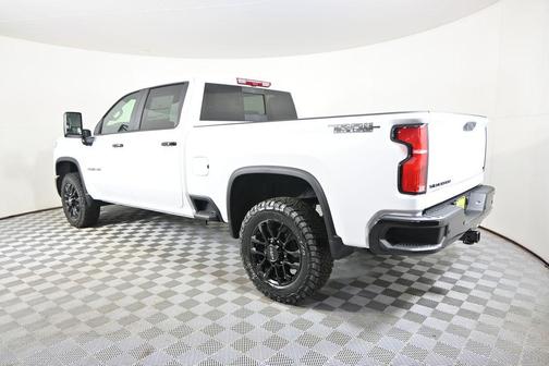 Summit White 2026 Chevrolet Silverado 3500 LT
