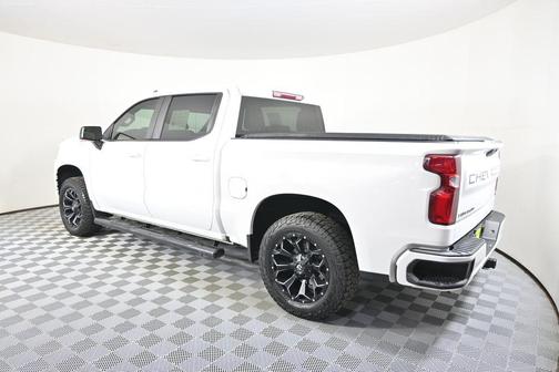 Summit White 2021 Chevrolet Silverado 1500 RST