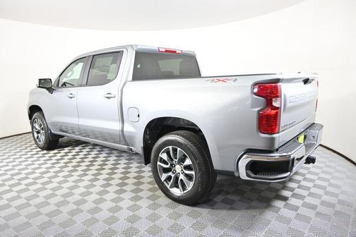 Sterling Gray Metallic 2026 Chevrolet Silverado 1500 LT