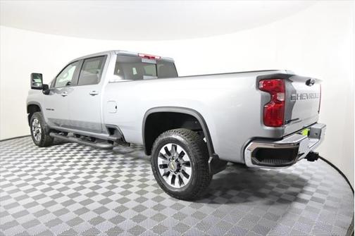 2025 Chevrolet Silverado 3500 LT